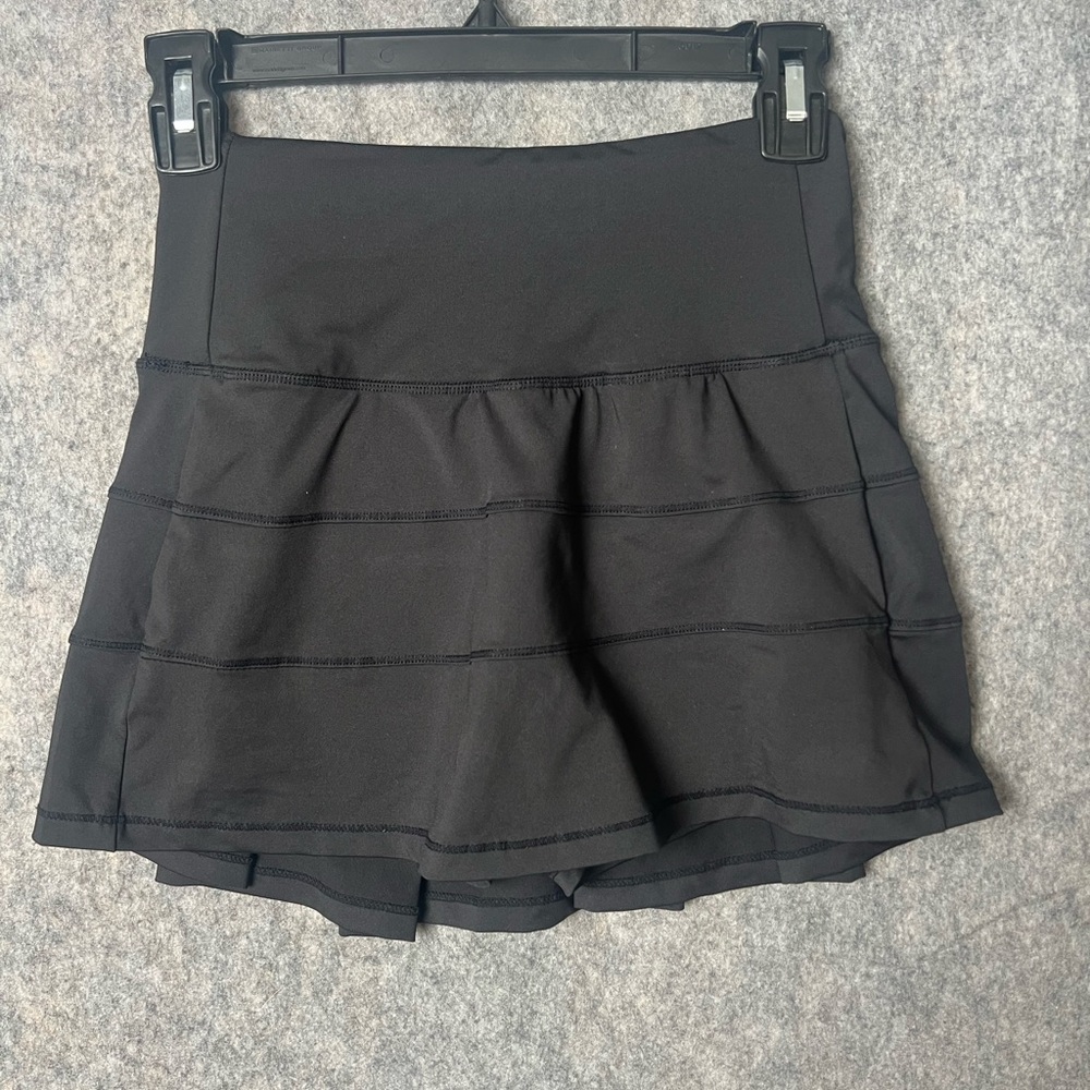 Woman‎ Size 2 Athletic Black layered tennis skort stretch